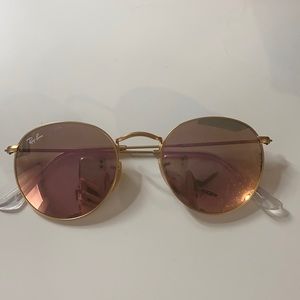 Ray ban sun glasses